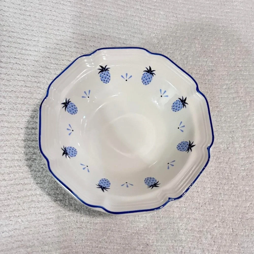 Hankook Blue pineapple cereal bowls